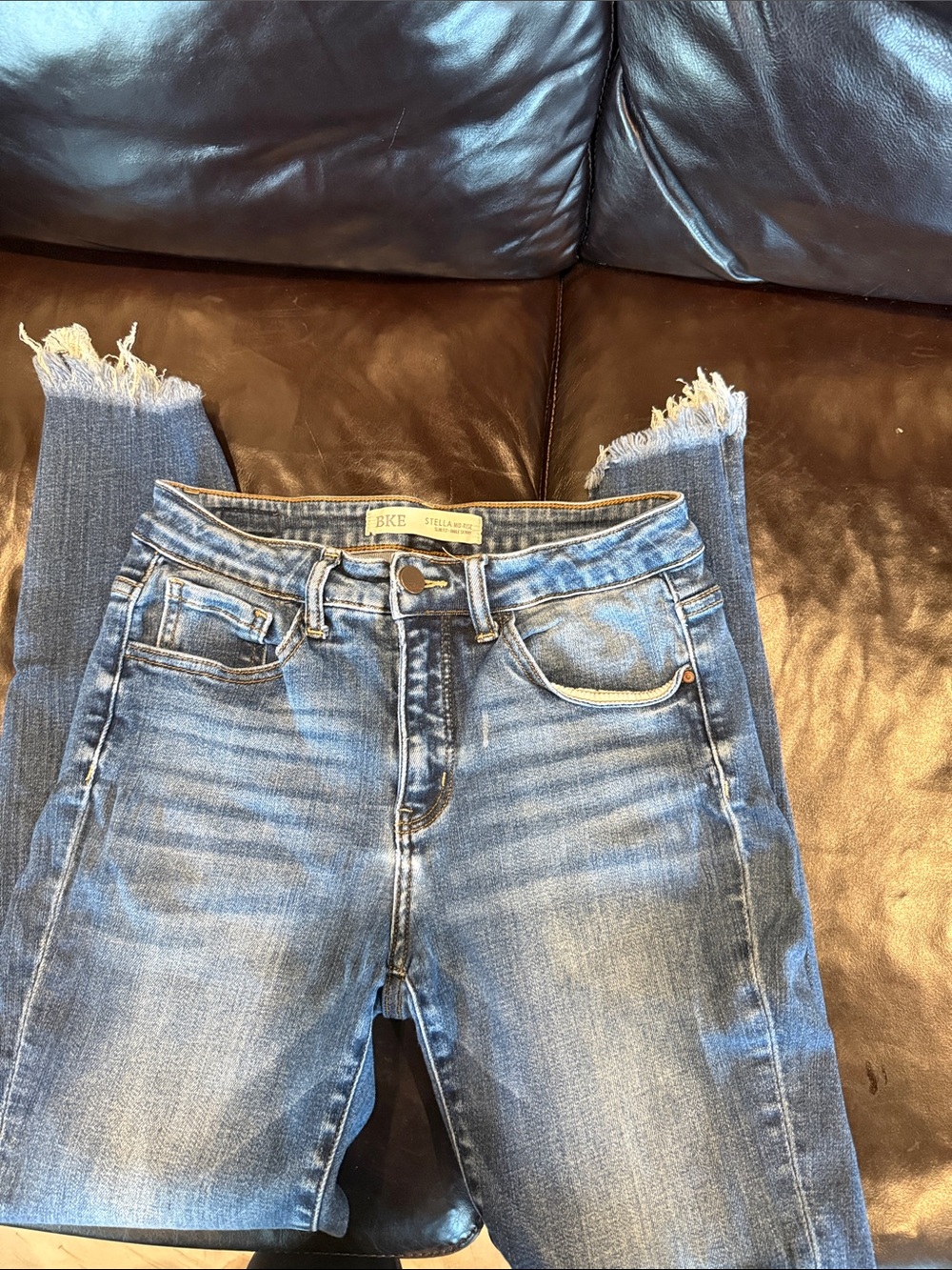 BKE Women's Stella High-Rise Ankle Jeans - Medium Blue with Frayed Hem